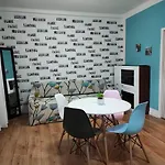 Praskova 12 Apartament *