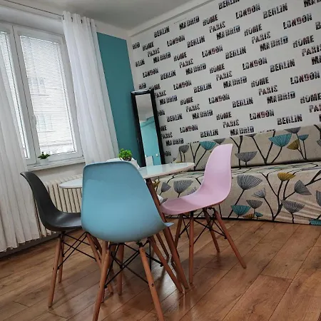 Praskova 12 * أولوموك